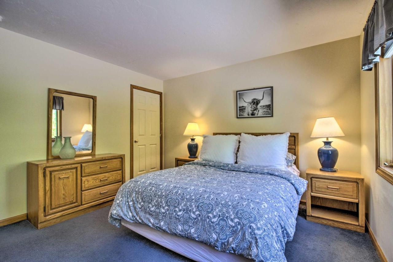 Timber Creek Townhome With 2 Decks And Mtn Views! West Dover Exteriér fotografie