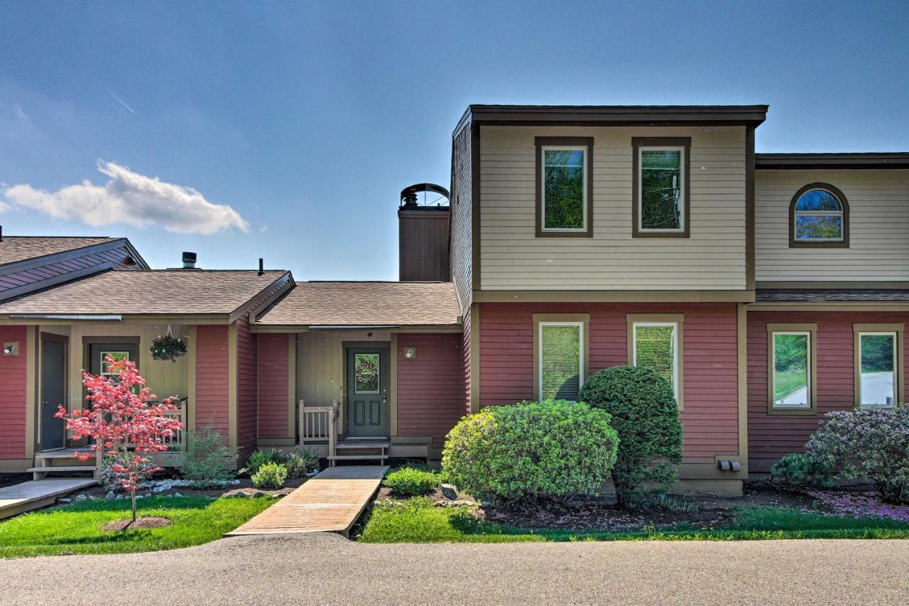 Timber Creek Townhome With 2 Decks And Mtn Views! West Dover Exteriér fotografie