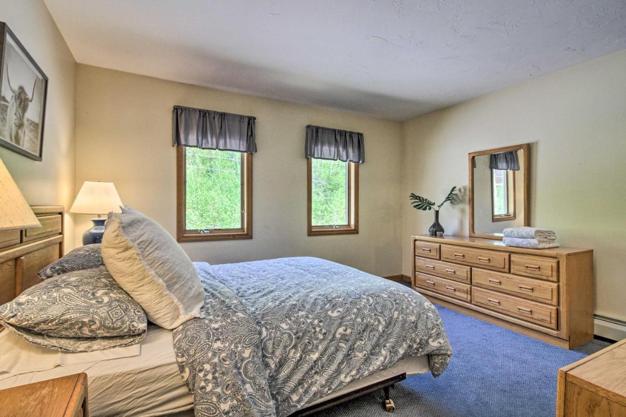 Timber Creek Townhome With 2 Decks And Mtn Views! West Dover Exteriér fotografie